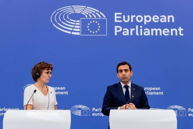 La Comisión Europea ha presentado el plan de acción para la industria química con el fin de reforzar la competitividad y la modernización del sector químico de la UE.